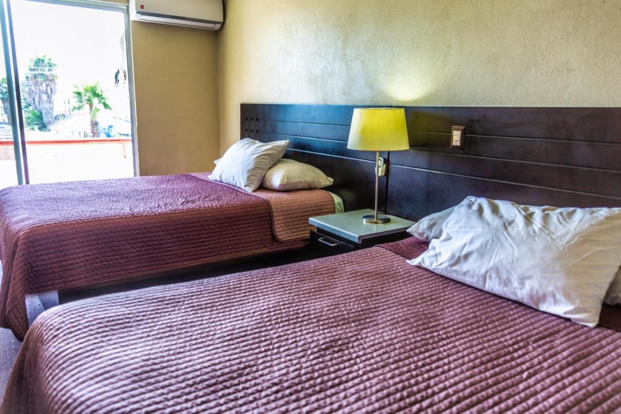 Hotel Posada Don Fernando Ensenada Kültér fotó
