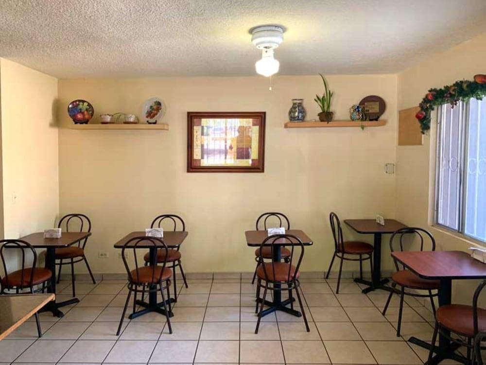 Hotel Posada Don Fernando Ensenada Kültér fotó