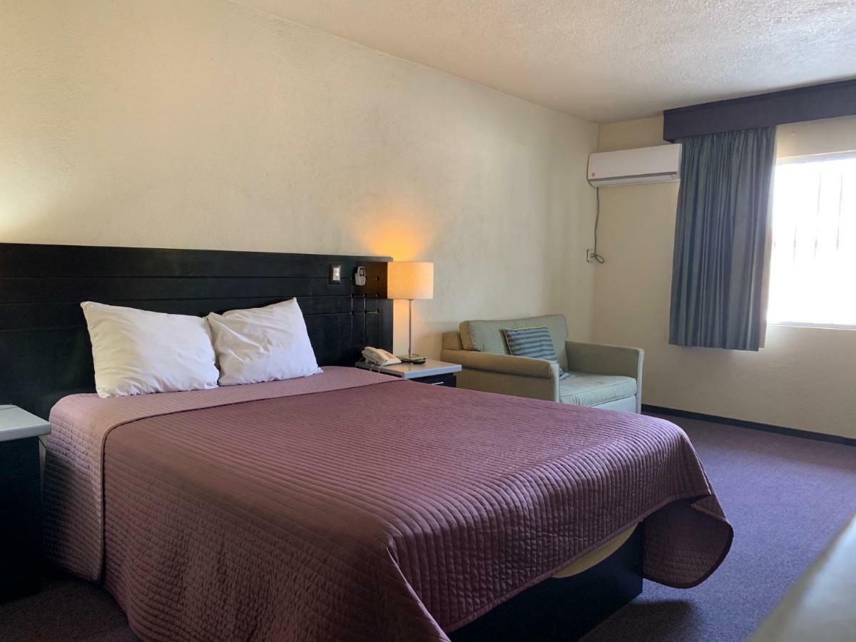 Hotel Posada Don Fernando Ensenada Kültér fotó